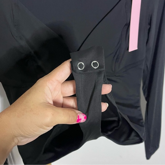 New QINSEN Tik Tok Viral Long Sleeve V-neck Bodyuit in Black Size Medium - Picture 6 of 8